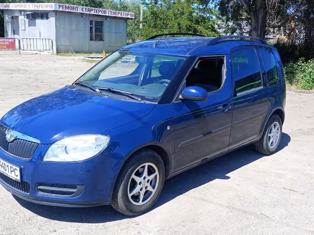 Skoda Roomster - фото 1