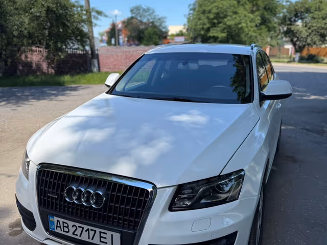 Audi Q5 - фото 1