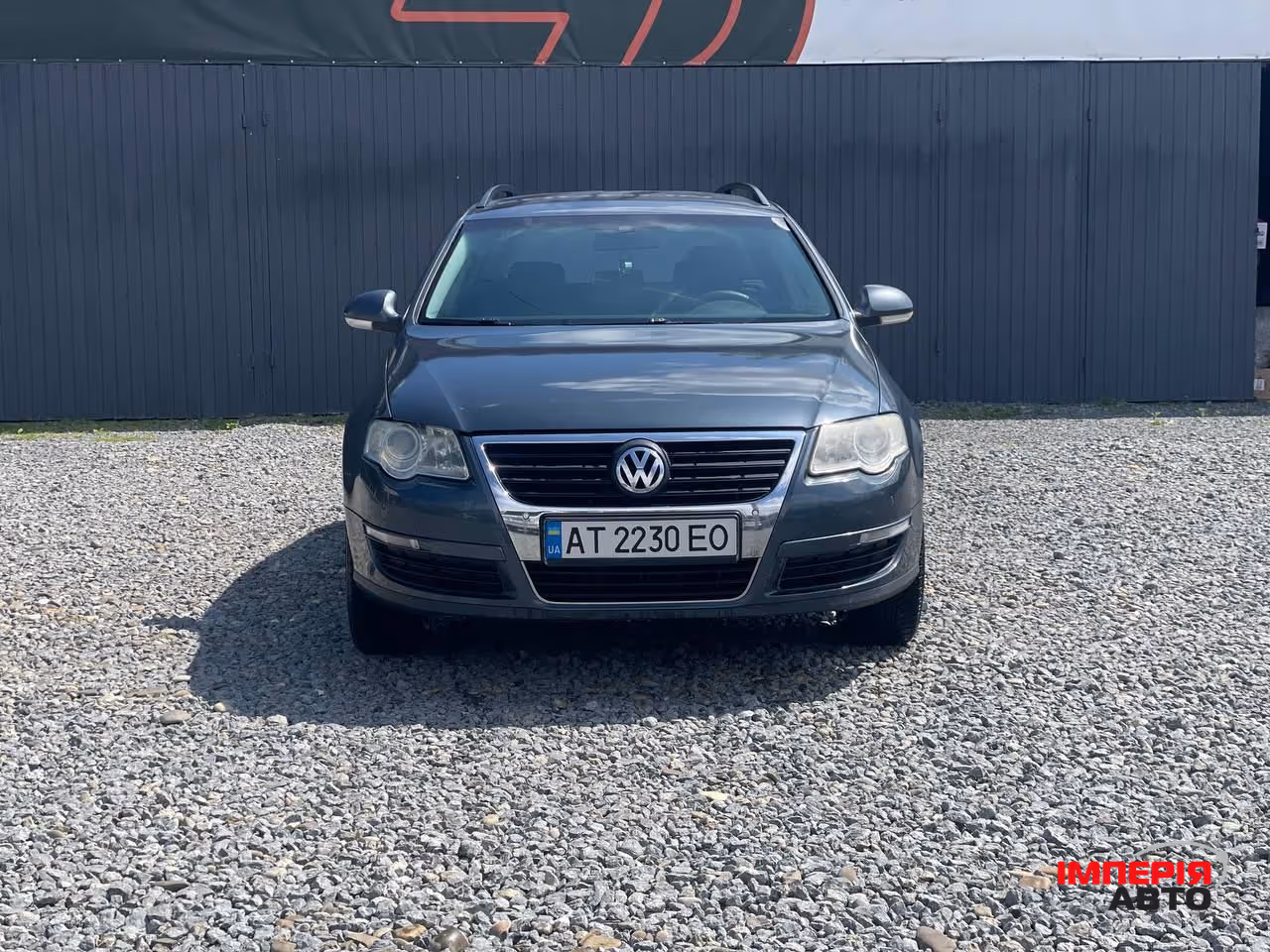 Volkswagen Passat - фото 2
