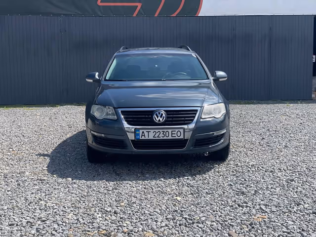 Volkswagen Passat - фото 2
