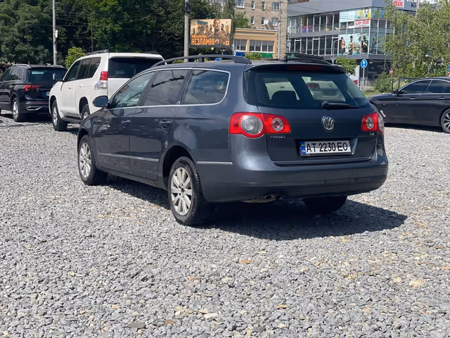 Volkswagen Passat - фото 4