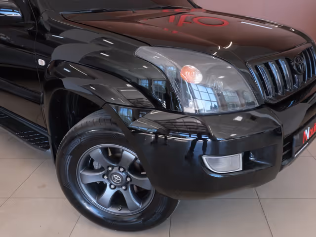 Toyota Land Cruiser Prado - фото 3