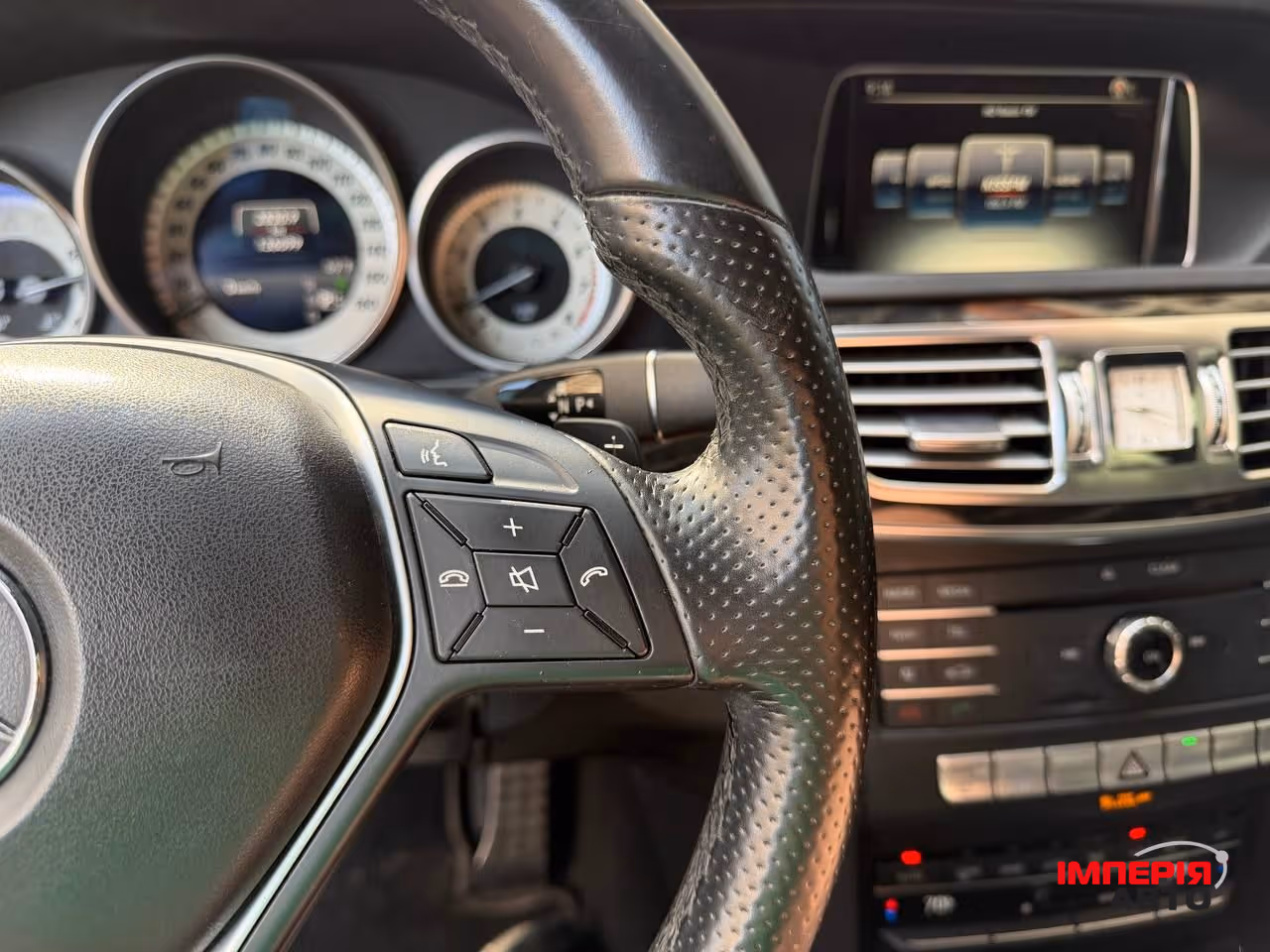 Mercedes-Benz E-Класс - фото 23