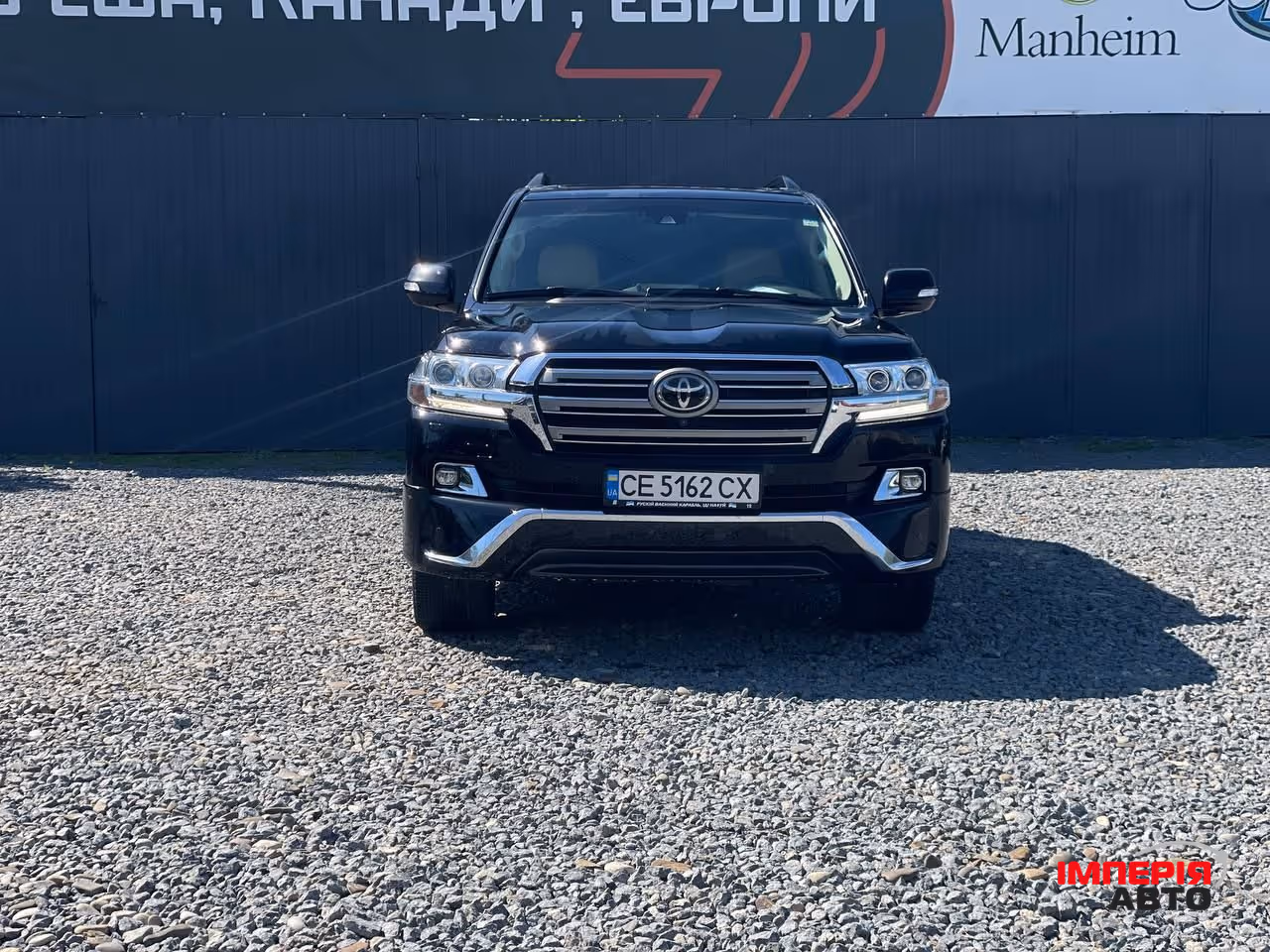 Toyota Land Cruiser - фото 2