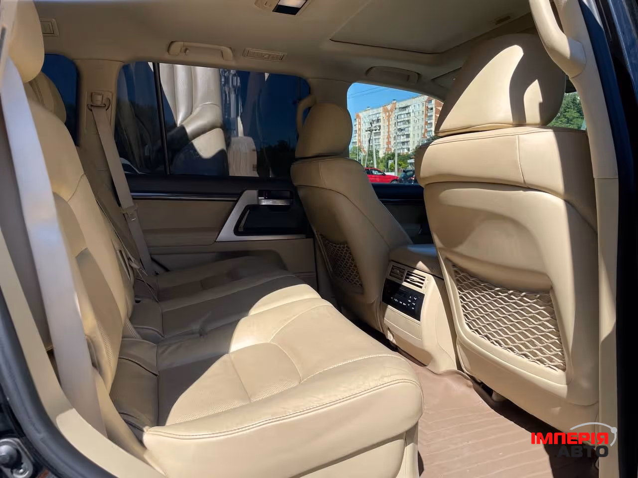 Toyota Land Cruiser - фото 13