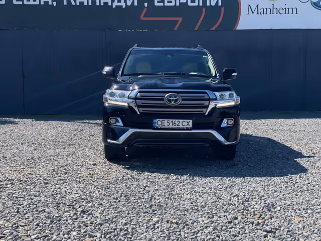 Toyota Land Cruiser - фото 2
