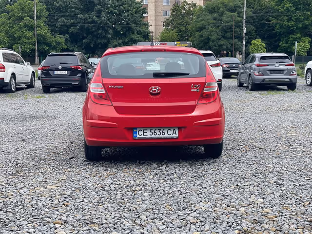Hyundai i30 - фото 5