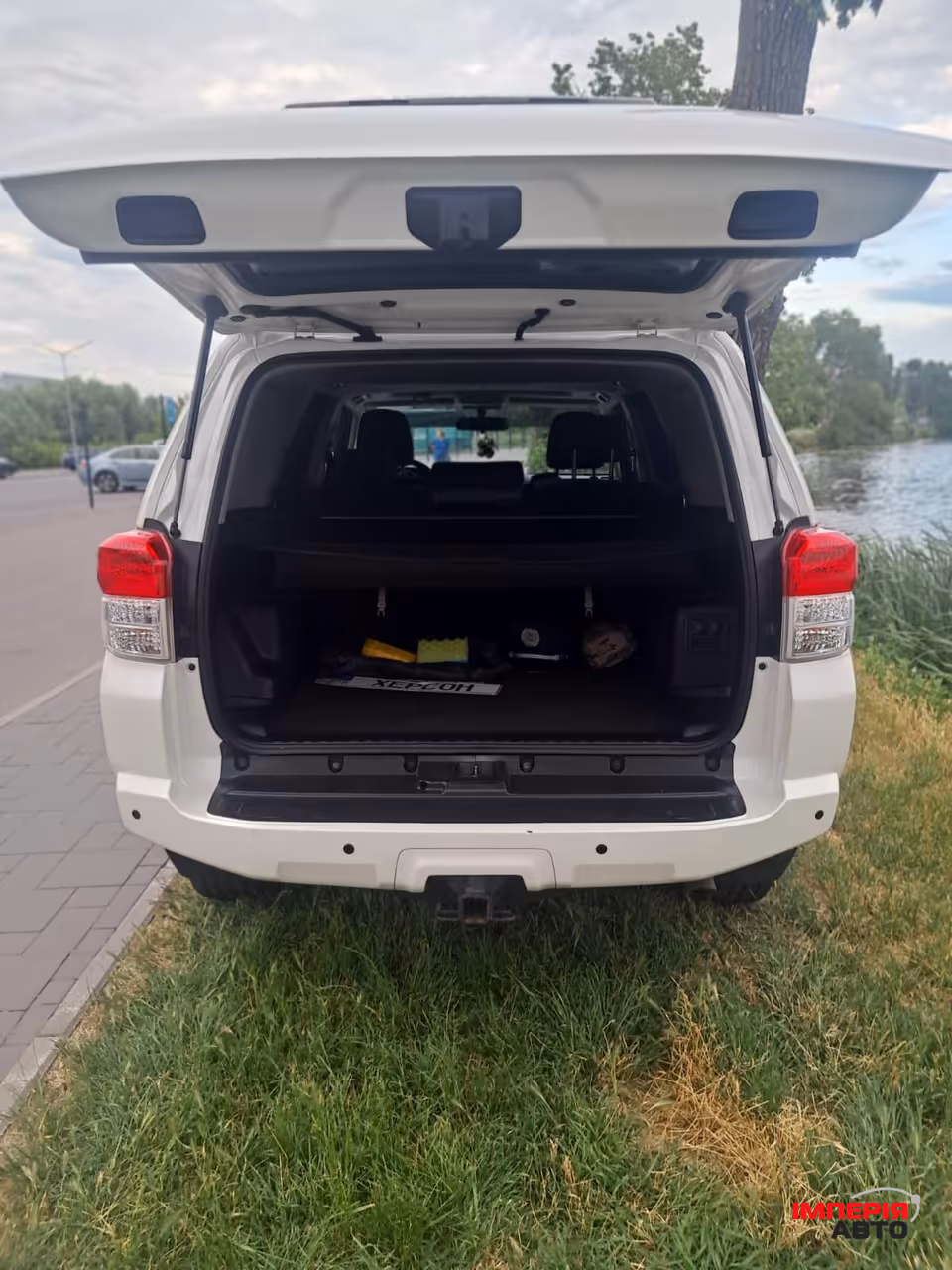 Toyota 4Runner - фото 11