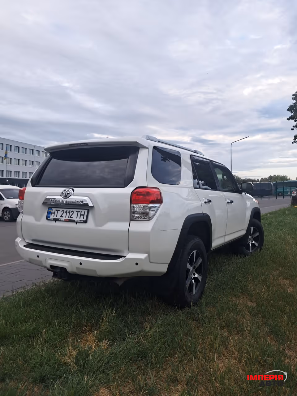 Toyota 4Runner - фото 14