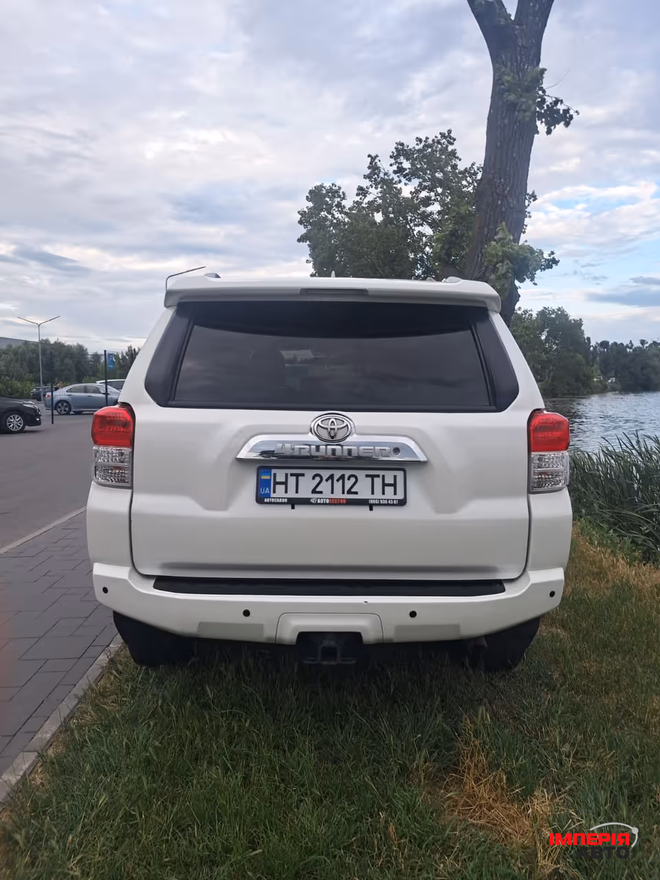 Toyota 4Runner - фото 13