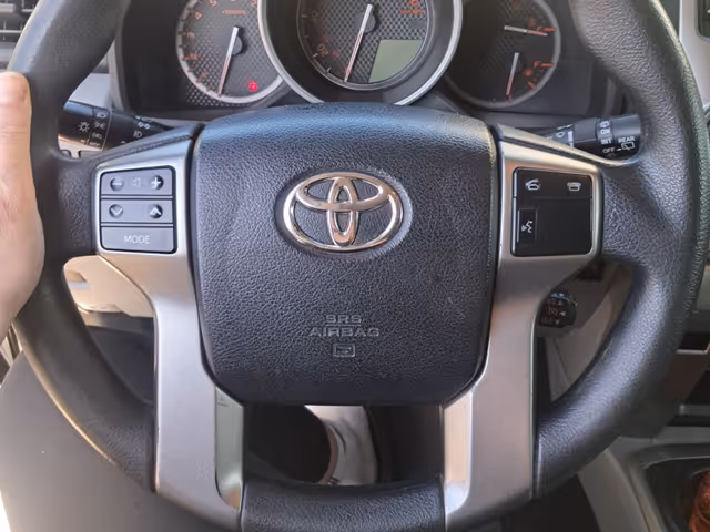 Toyota 4Runner - фото 4