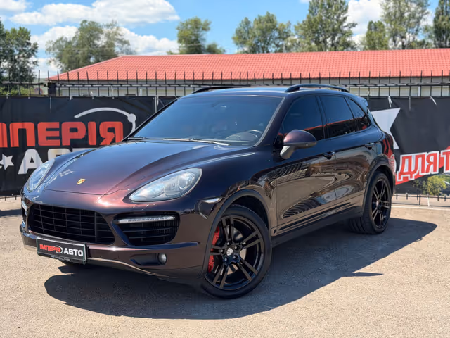 Porsche Cayenne - фото 1