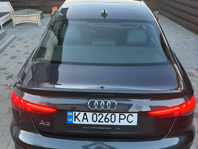 Audi A3 - фото 4