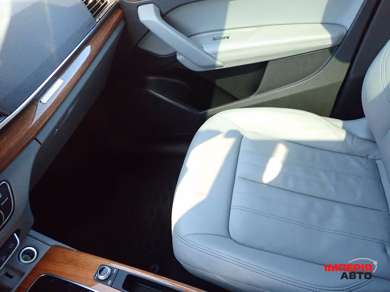 Audi Q5 - фото 37