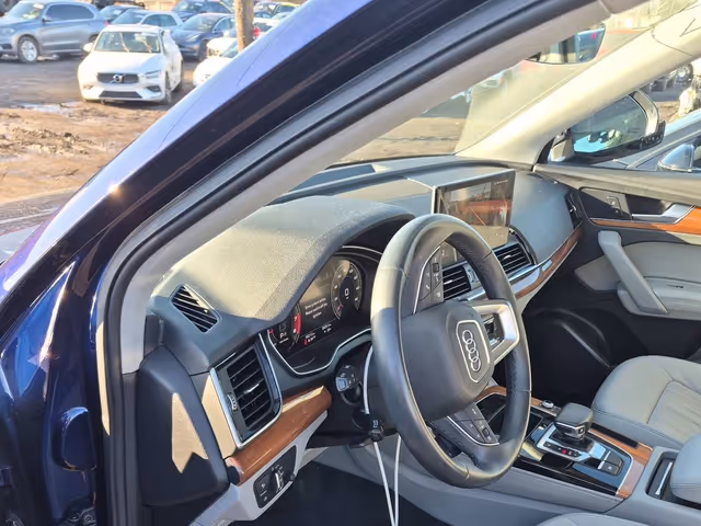 Audi Q5 - фото 4