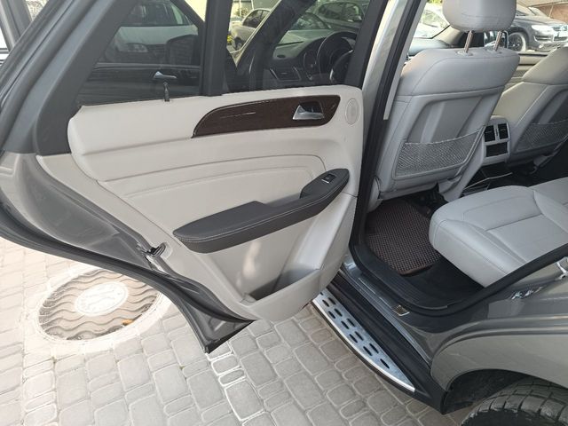 Mercedes-Benz M-Класс - фото 1