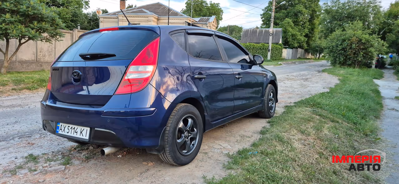 Hyundai i30 - фото 8