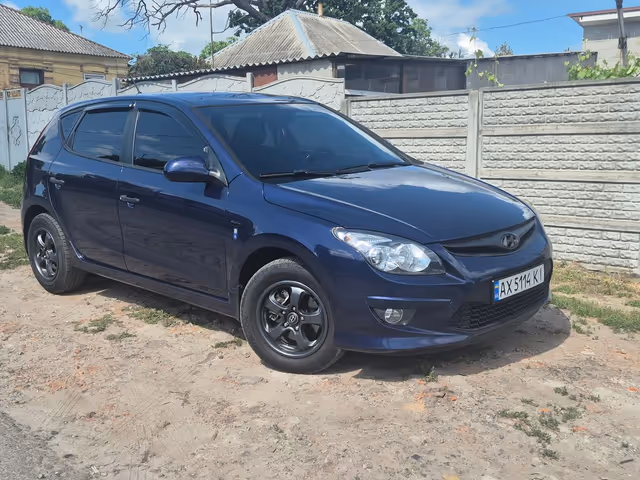 Hyundai i30 - фото 2