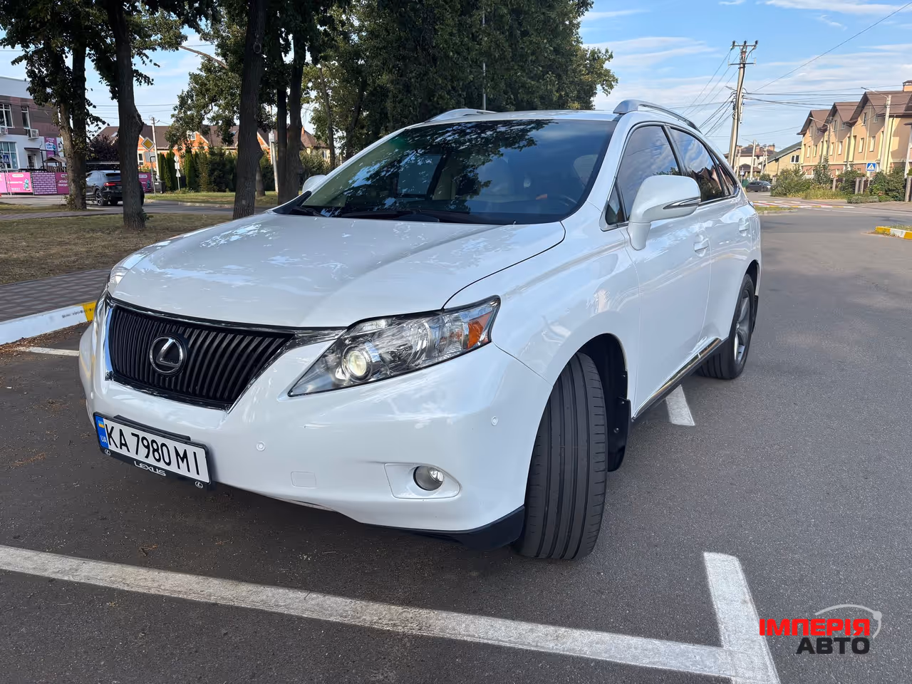 Lexus RX - фото 10
