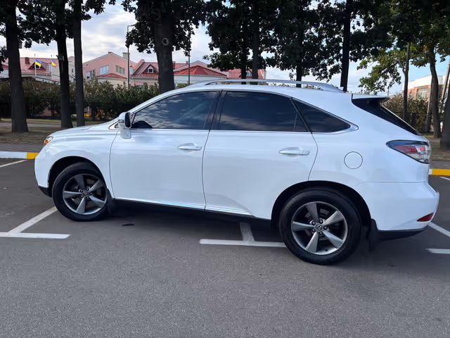 Lexus RX - фото 3