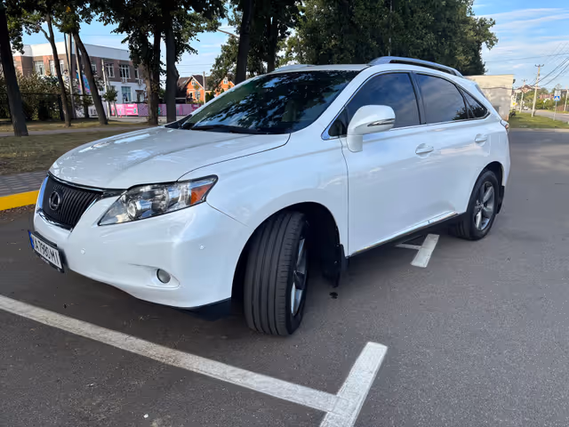 Lexus RX - фото 1