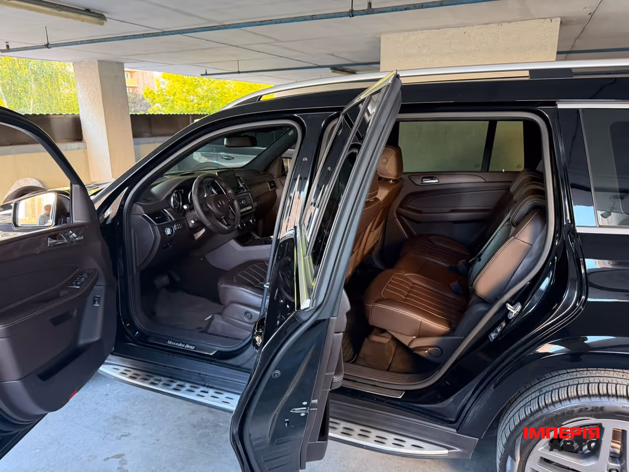 Mercedes-Benz GLS - фото 10