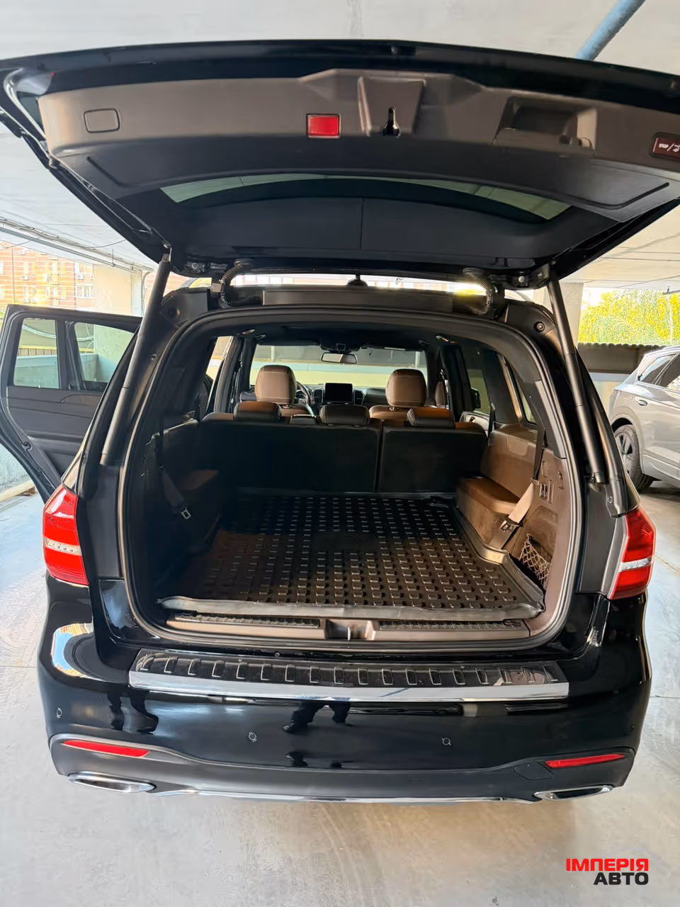 Mercedes-Benz GLS - фото 14