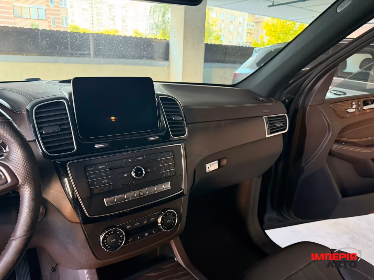 Mercedes-Benz GLS - фото 18