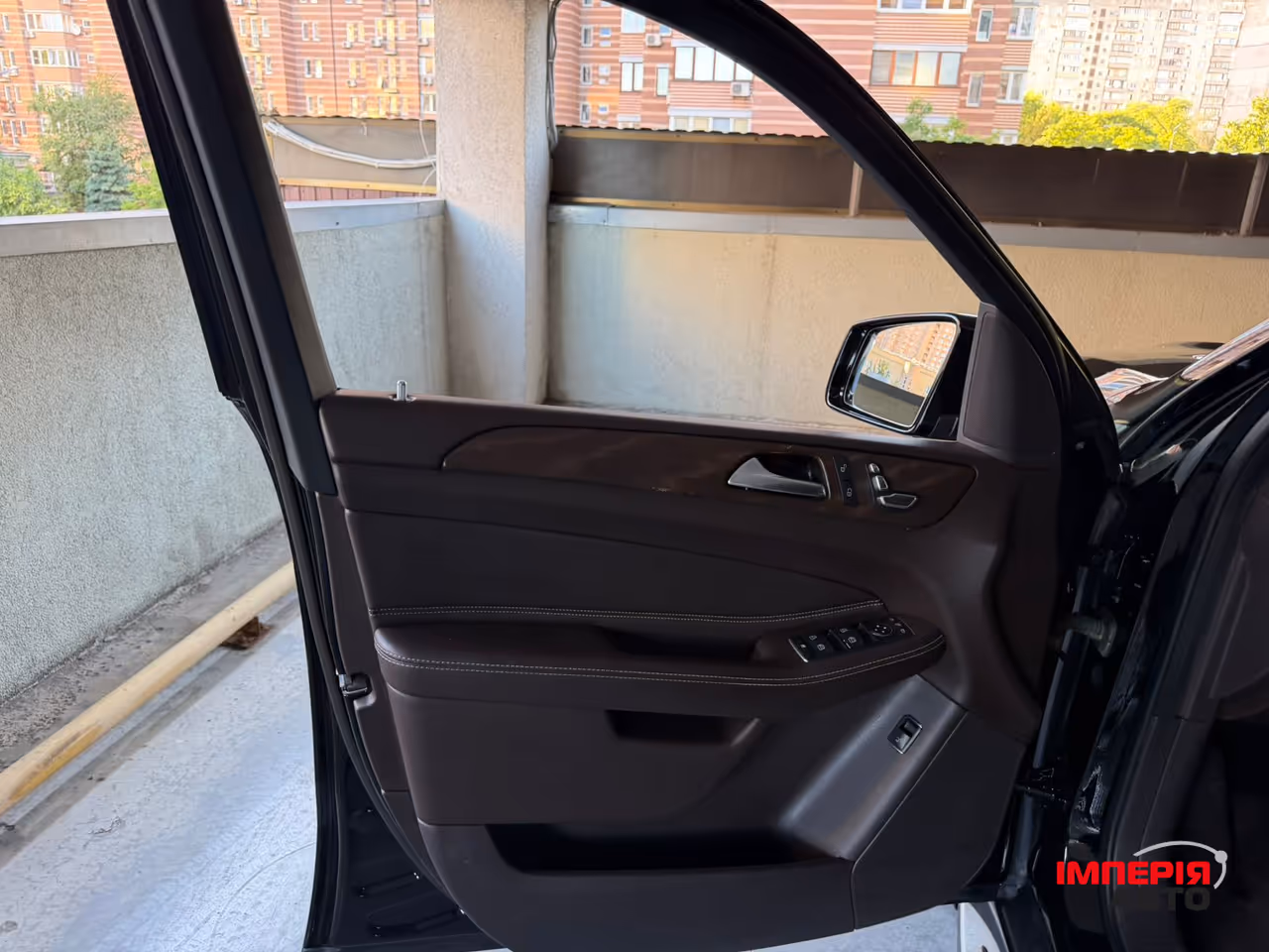 Mercedes-Benz GLS - фото 13