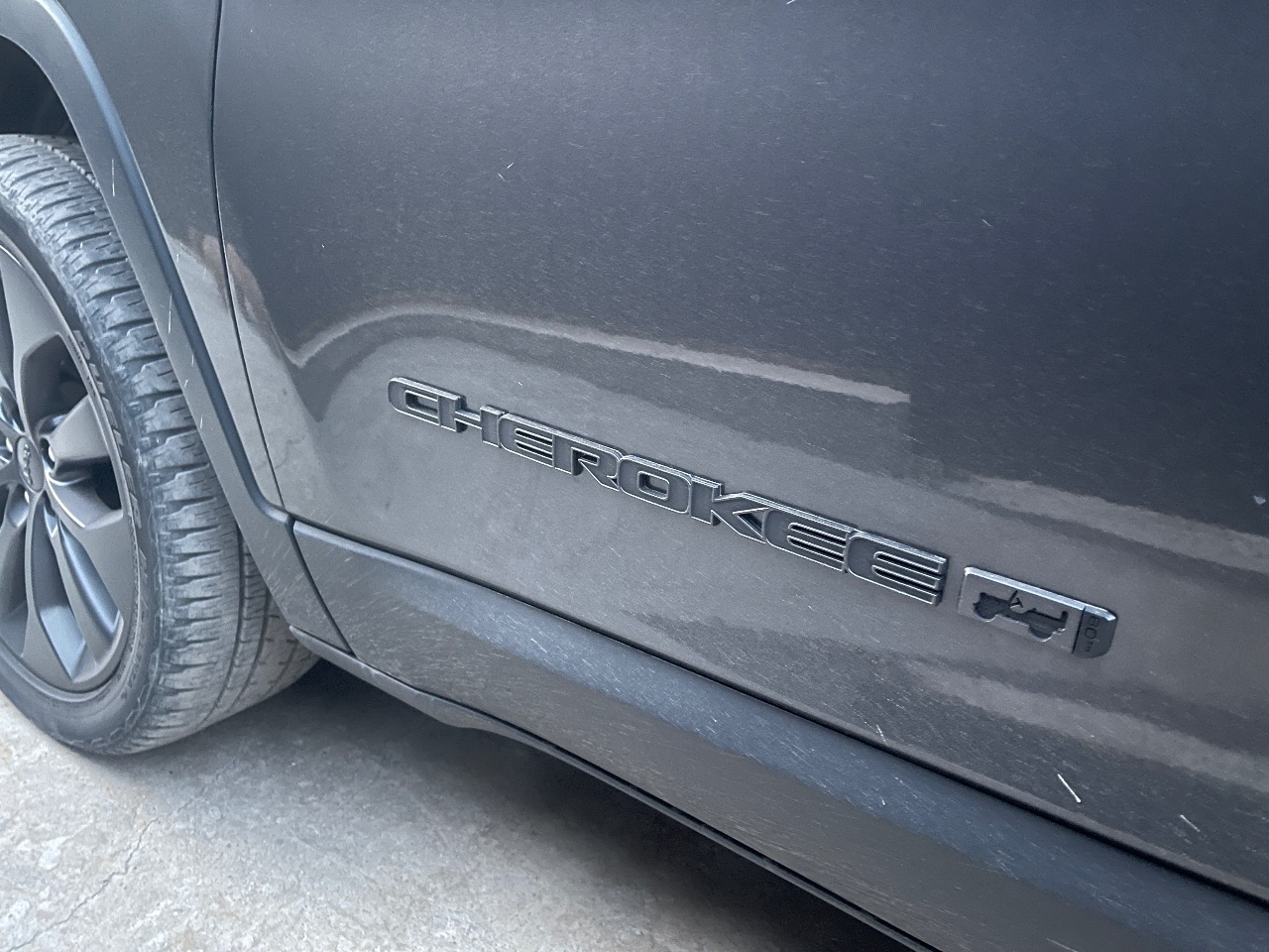 Jeep Cherokee - фото 8