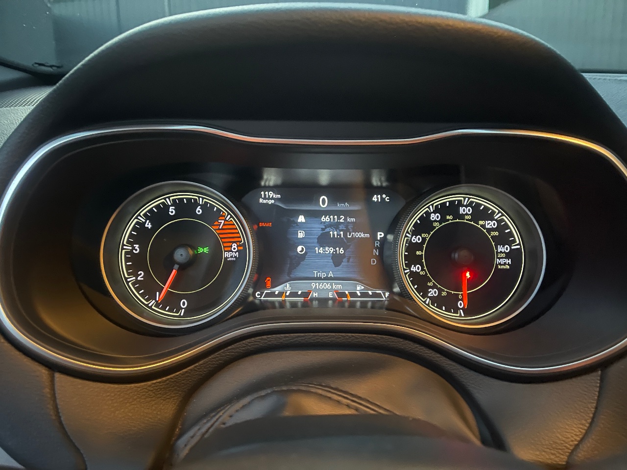 Jeep Cherokee - фото 10