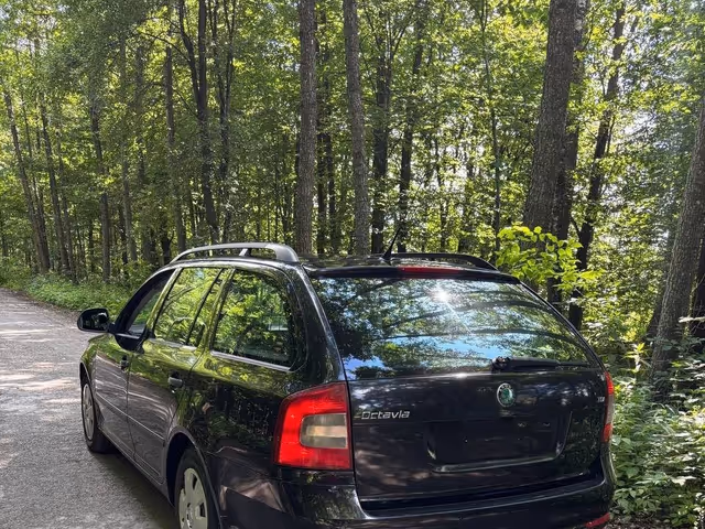 Skoda Octavia - фото 4