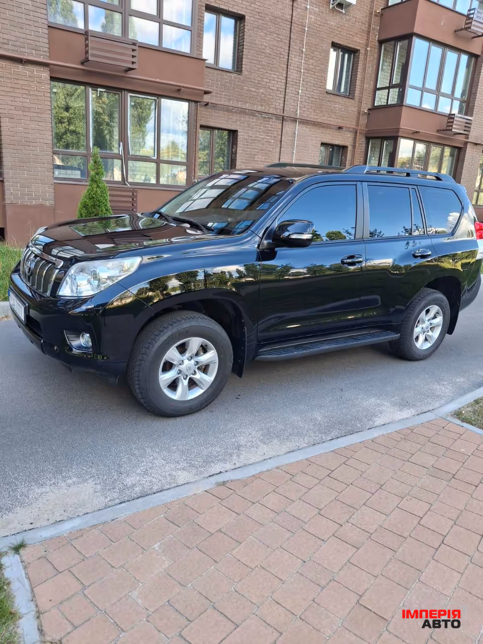 Toyota Land Cruiser Prado - фото 2