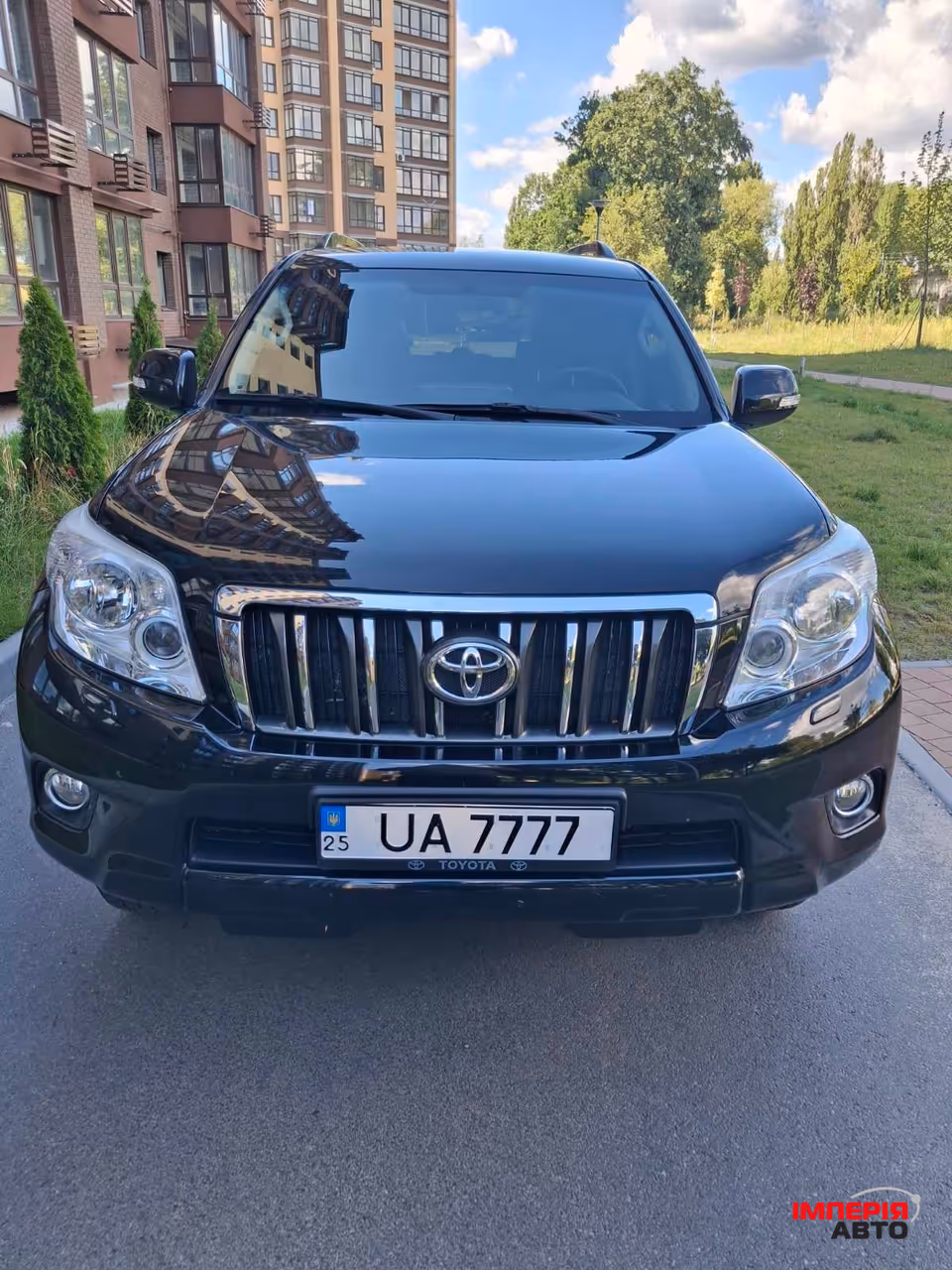 Toyota Land Cruiser Prado - фото 1