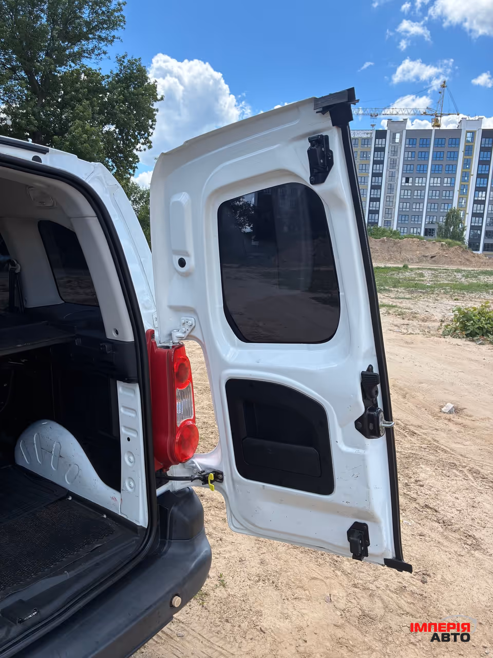 Citroen Berlingo - фото 21