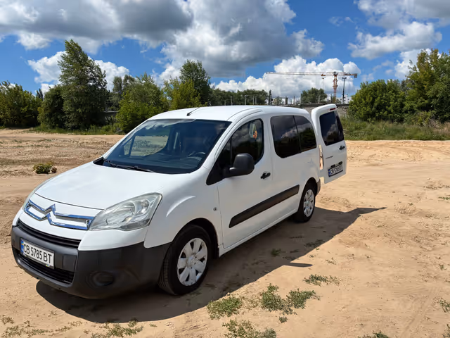 Citroen Berlingo - фото 4