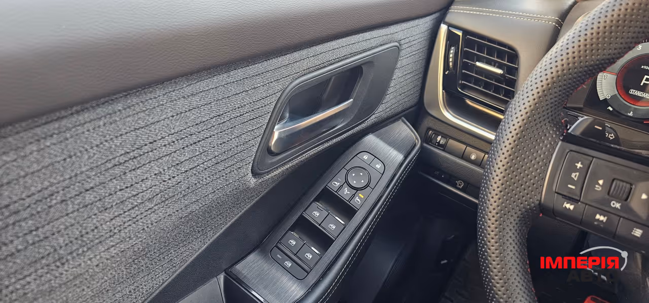 Nissan X-Trail - фото 8
