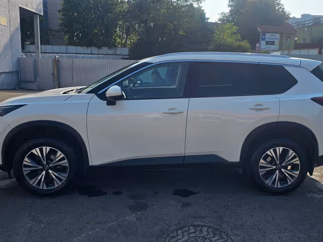 Nissan X-Trail - фото 4