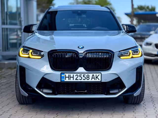 BMW X3 - фото 3