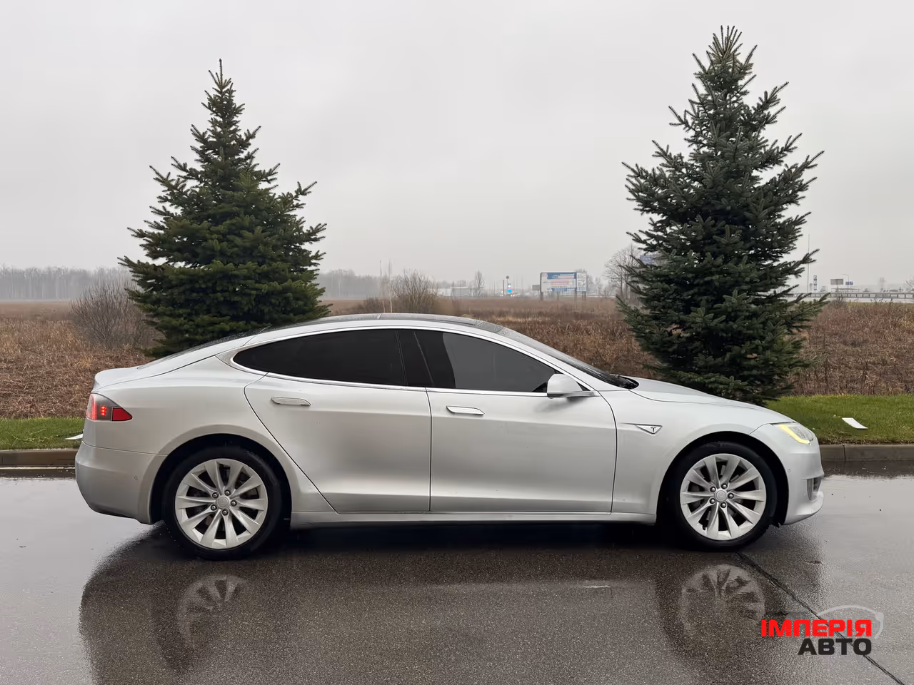 Tesla Model S - фото 20