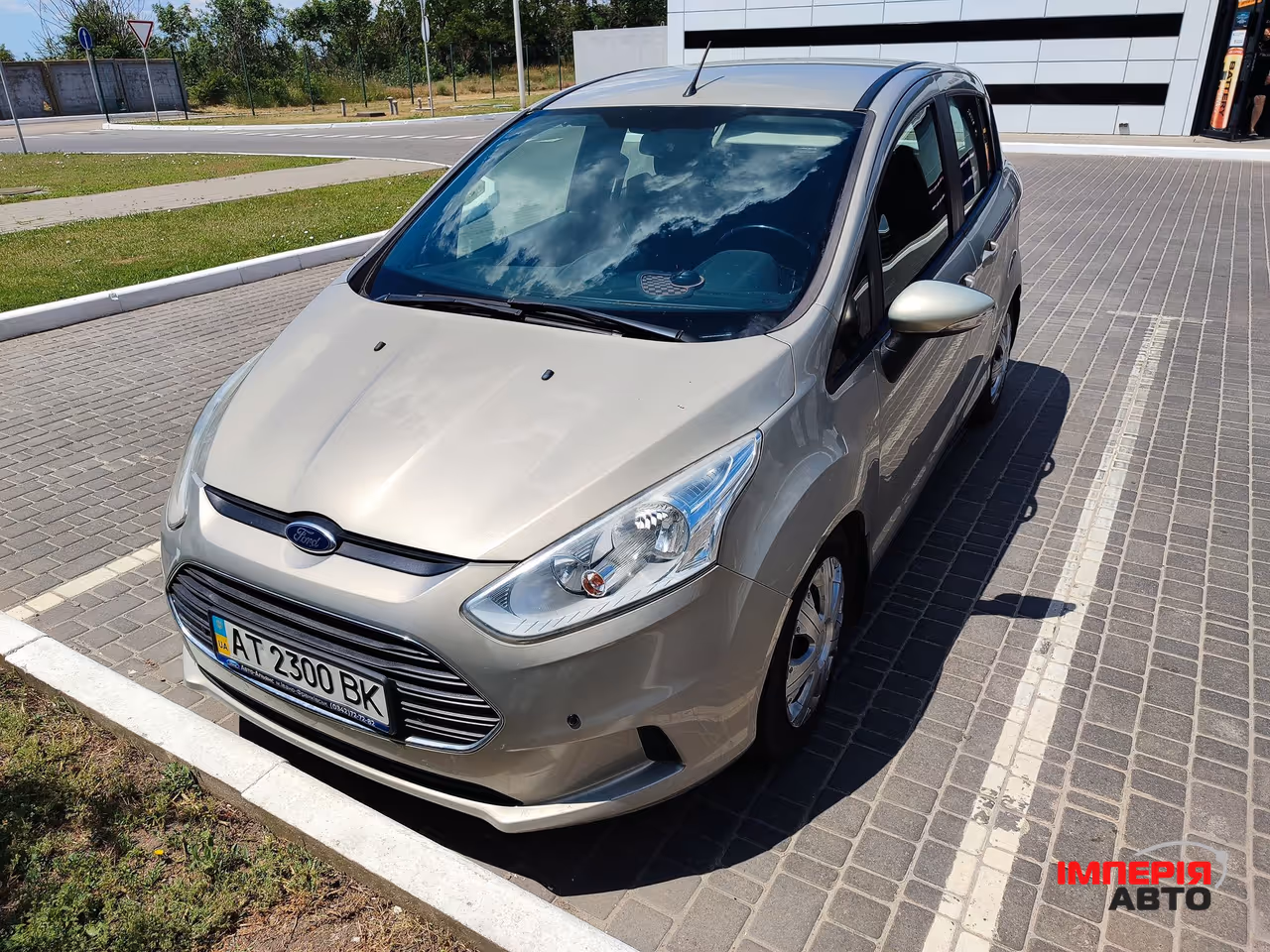 Ford B-MAX - фото 1