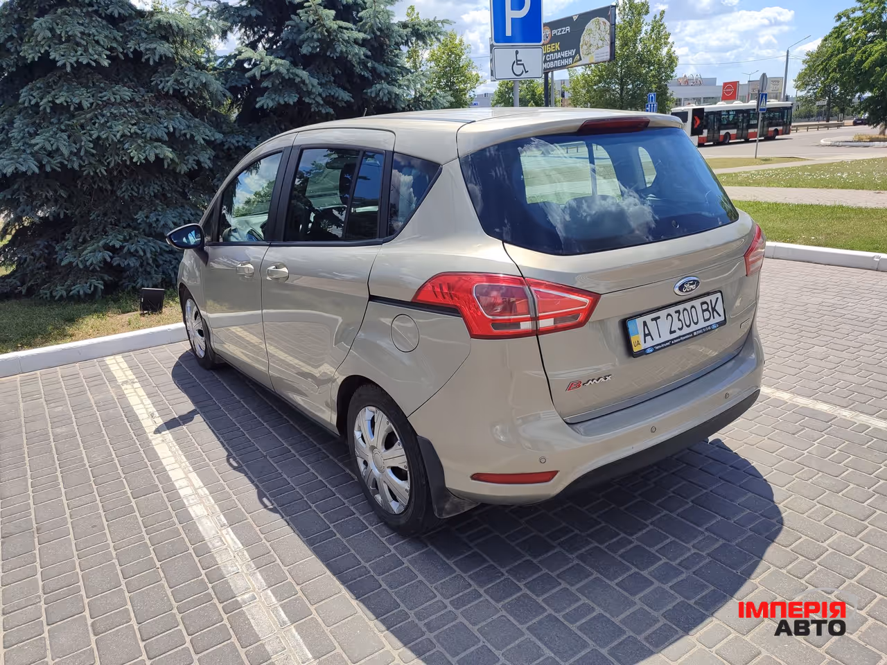 Ford B-MAX - фото 5