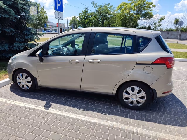 Ford B-MAX - фото 3