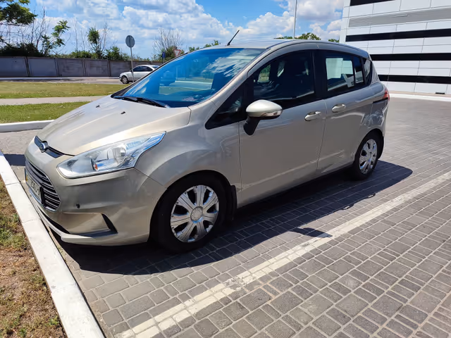 Ford B-MAX - фото 4