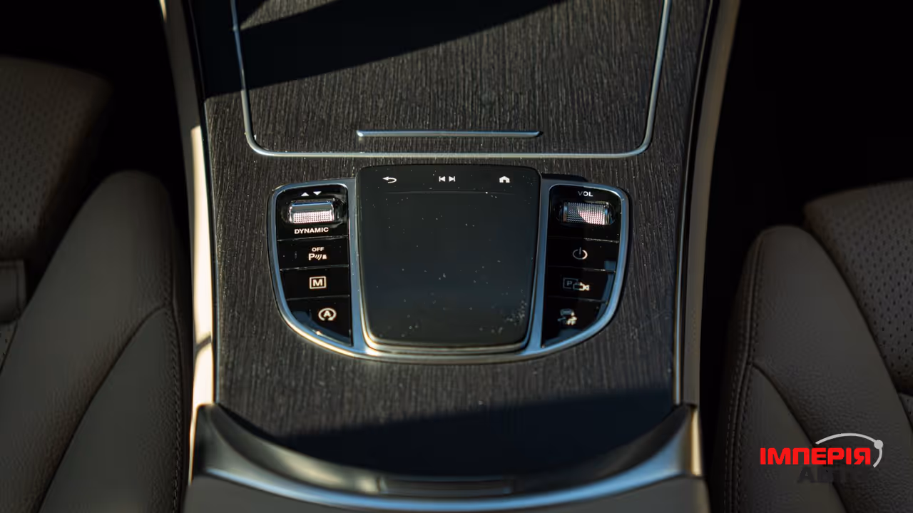 Mercedes-Benz GLC - фото 25