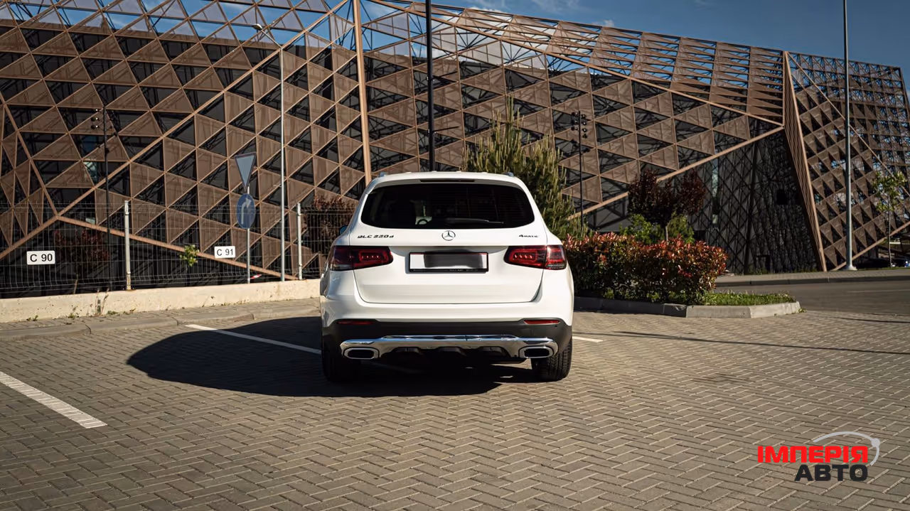 Mercedes-Benz GLC - фото 8
