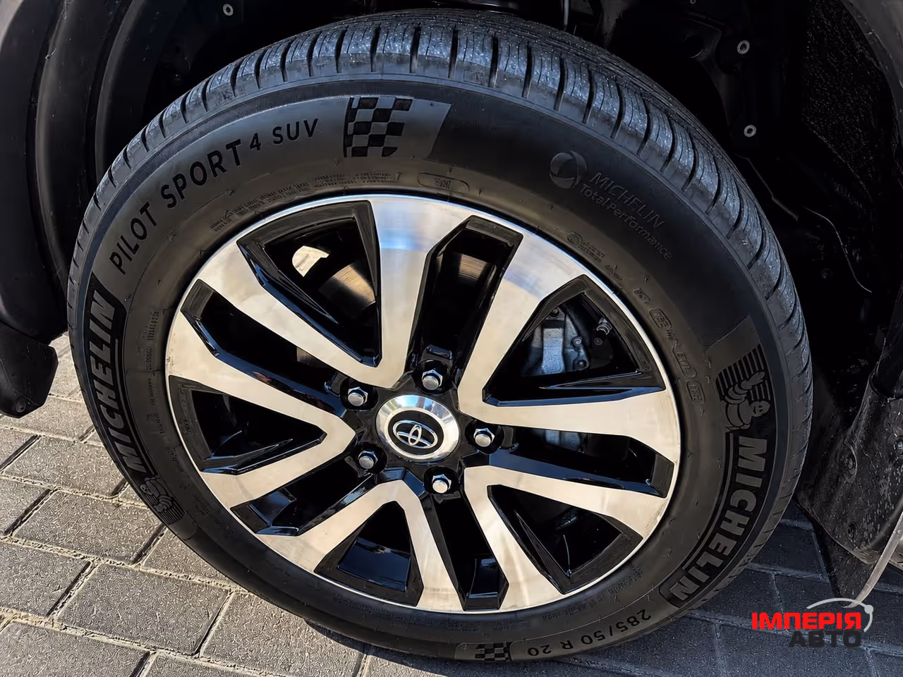 Toyota Land Cruiser - фото 13