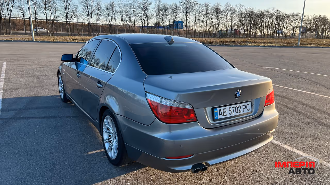 BMW 5 серії - фото 7