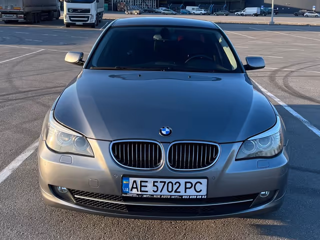 BMW 5 серії - фото 3