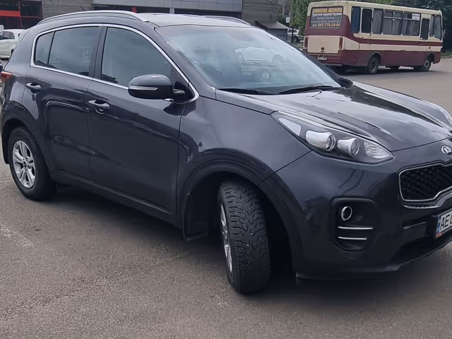 Kia Sportage - фото 1